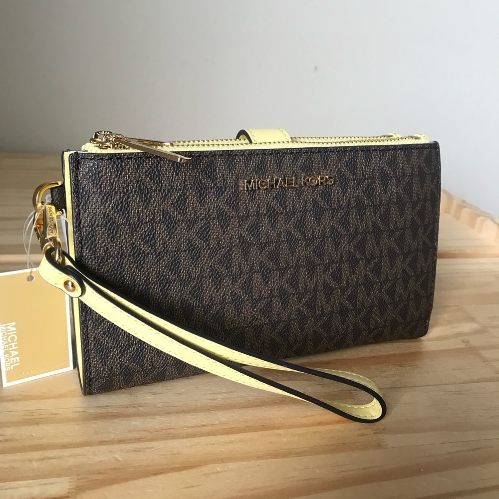 Michael Kors Wallet🎈🎈